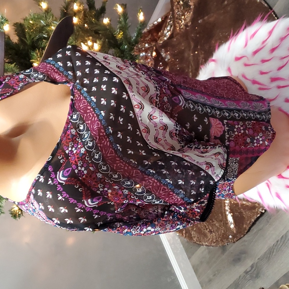 Belle du Jour floral sheer dolman top S NWOT - Picture 3 of 6